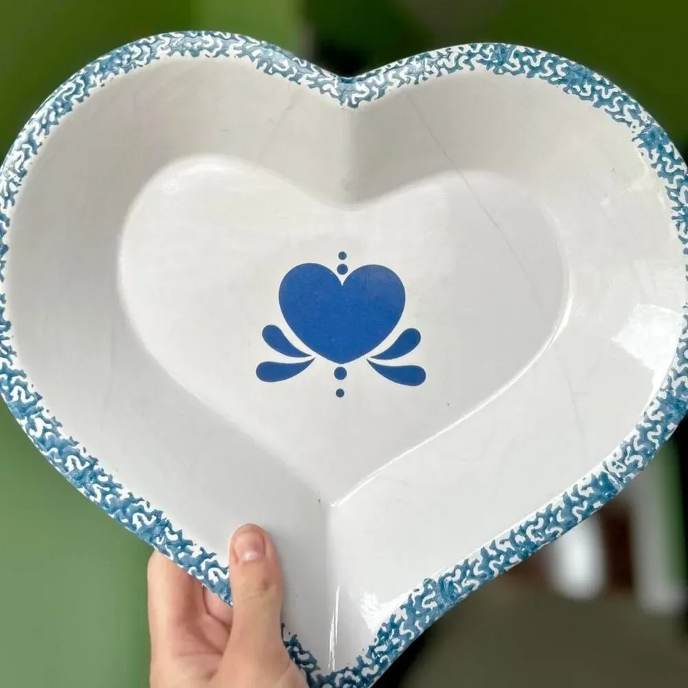 VTG Cottagecore Americana Blue & White Heart Shaped Serveware Plate